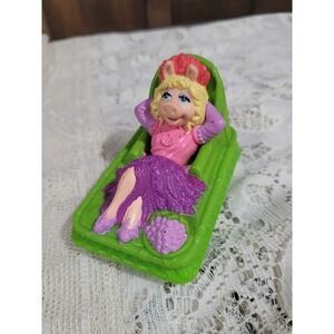 1995 Miss Piggy Muppets Toy Figure 90s Vintage Jim Henson Ms